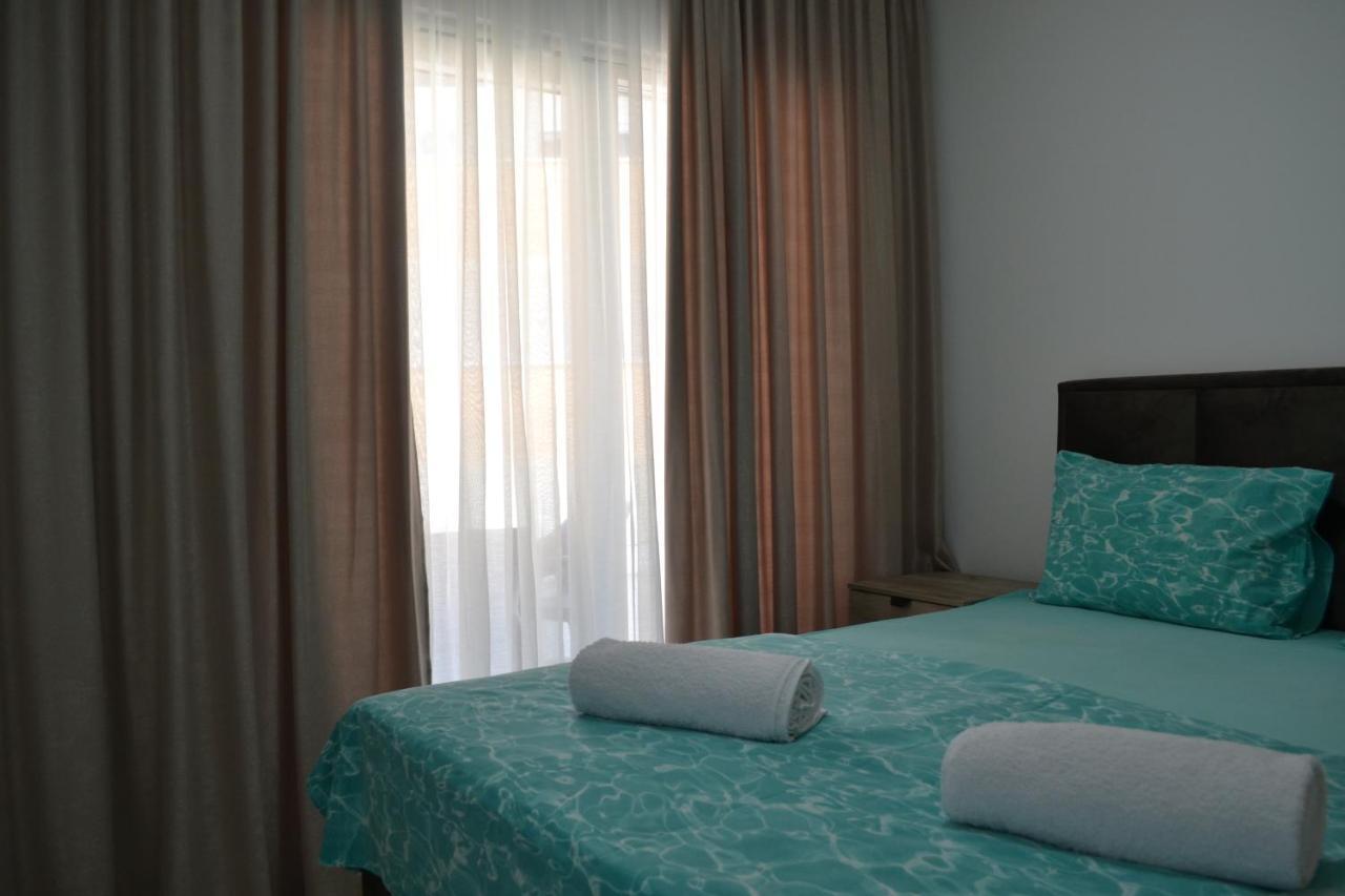 Apartment Vukotic Apartment, *